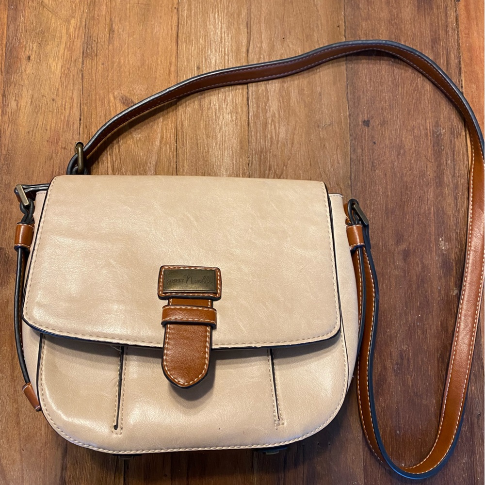 Crossbody purse